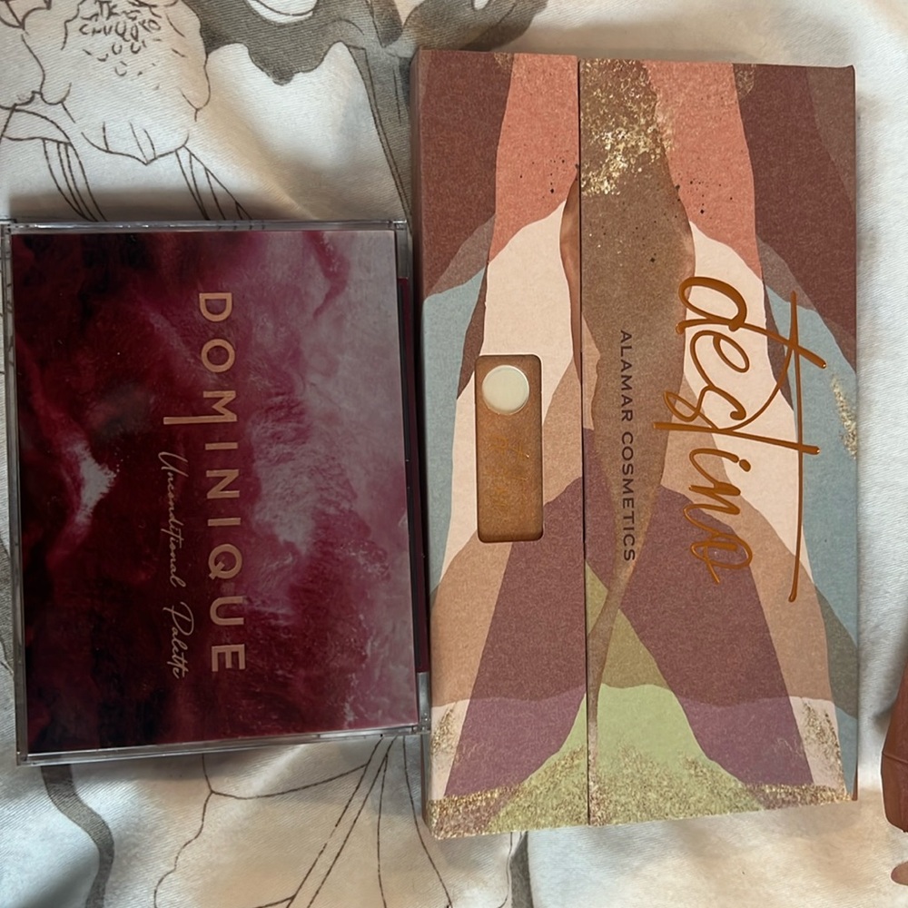 Alamar cosmetics, and Dominique cosmetics palette bundle